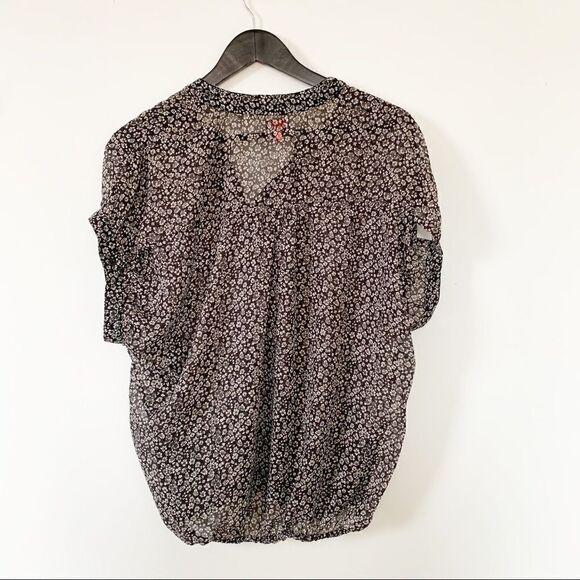 Only Noelle Semi Sheer Black & White Print Blouse - Picture 4 of 6